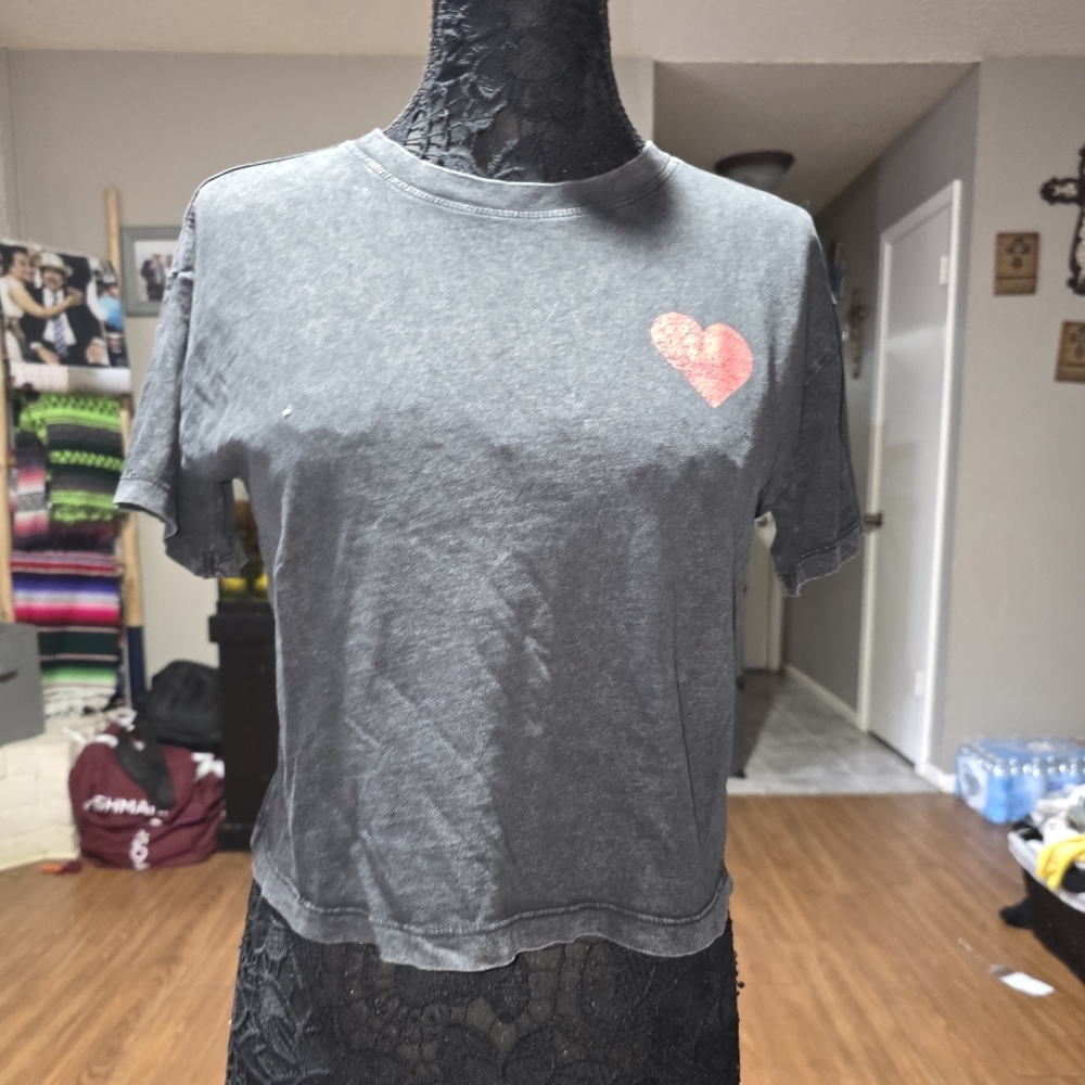 Cropped Black Tee with Pink Heart Graphic